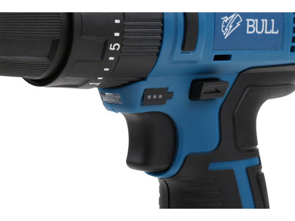 Аккум. дрель-шуруповерт BULL SR 1201 в чем. (12.0 В, 2 акк., 1.5 А/ч Li-Ion, 2 скор., 25 Нм, шурупы